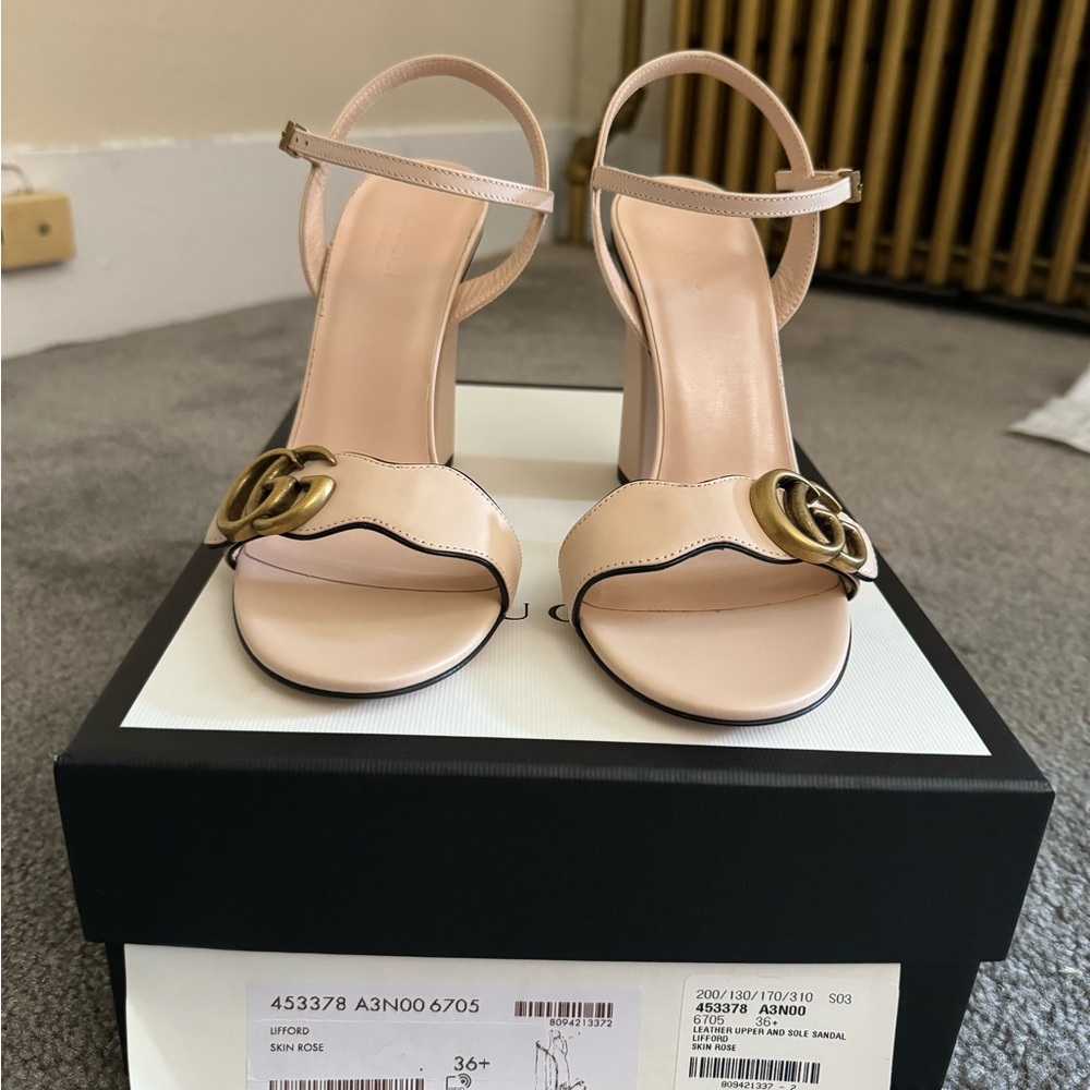 Gucci Leather Sandals